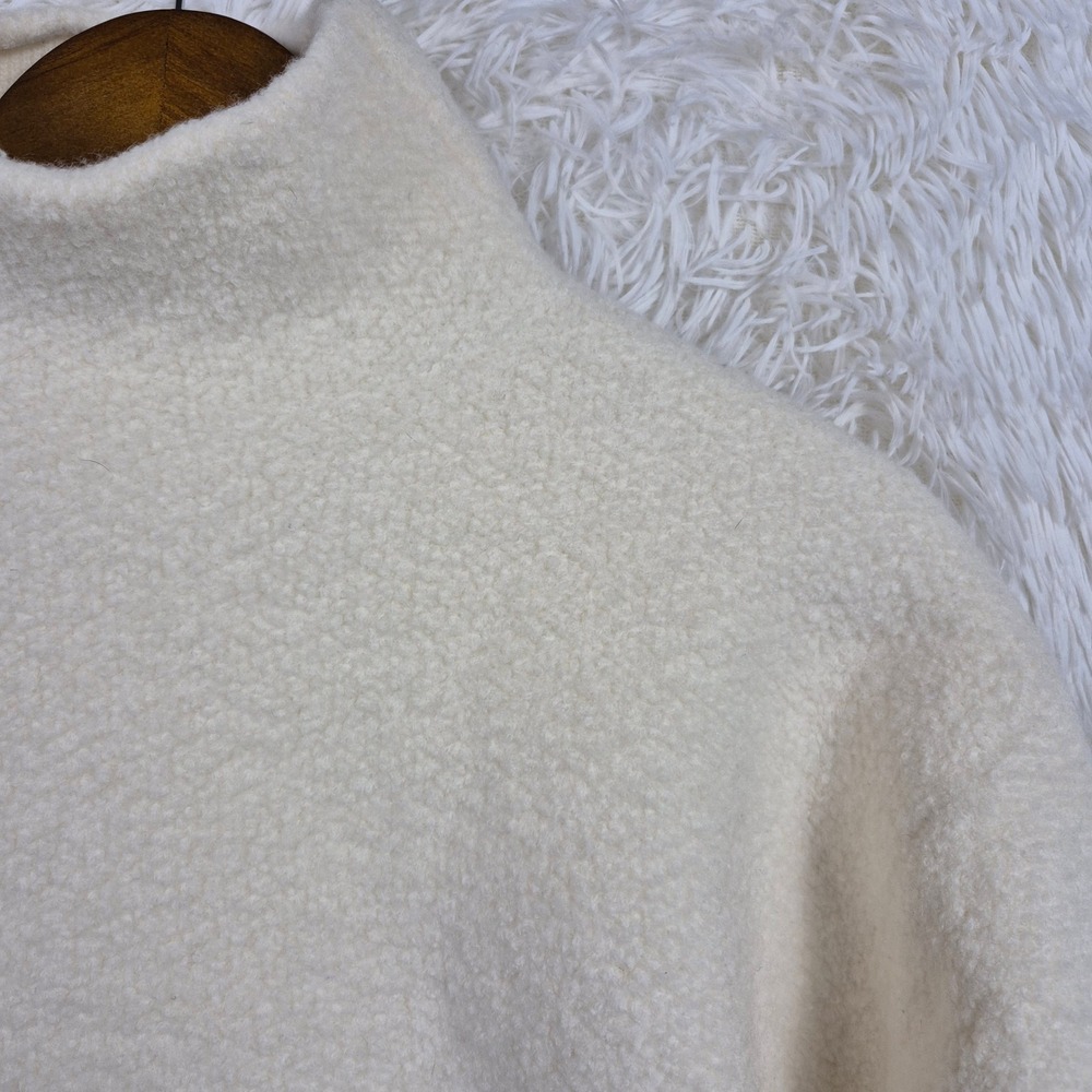 Aritzia The Group 100% Wool Mock Neck Boucle Boxy Sweater Cream Large 122817 - Picture 2 of 8